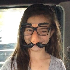 Meet your Posher, Jenn